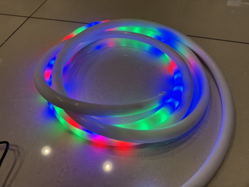 The silicone custom waterproof light strip shown in the video is 3.3 meters